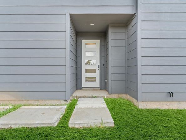 3002 Jensen Springs Lane, Houston TX 77026