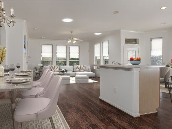 7 Coachman Ridge Place, The Woodlands TX 77382