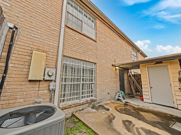 4142 Belle Park Drive 4142, Houston TX 77072