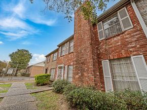 4142 Belle Park Drive 4142, Houston TX 77072