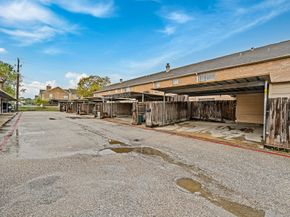 4142 Belle Park Drive 4142, Houston TX 77072