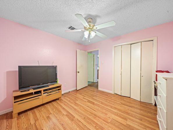 4142 Belle Park Drive 4142, Houston TX 77072