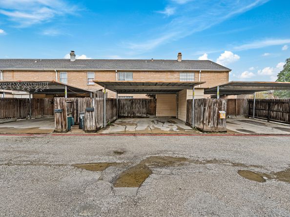 4142 Belle Park Drive 4142, Houston TX 77072