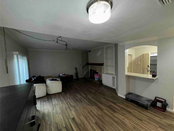 1829 Bering Drive 2, Houston TX 77057