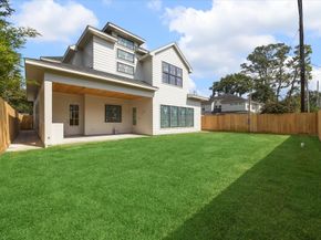 1243 Candlelight Lane, Houston TX 77018