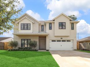 1243 Candlelight Lane, Houston TX 77018