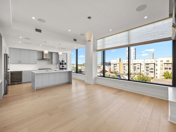 2323 W Main Street 506, Houston TX 77098