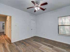 8040 Howton St Street 1/2, Houston TX 77028