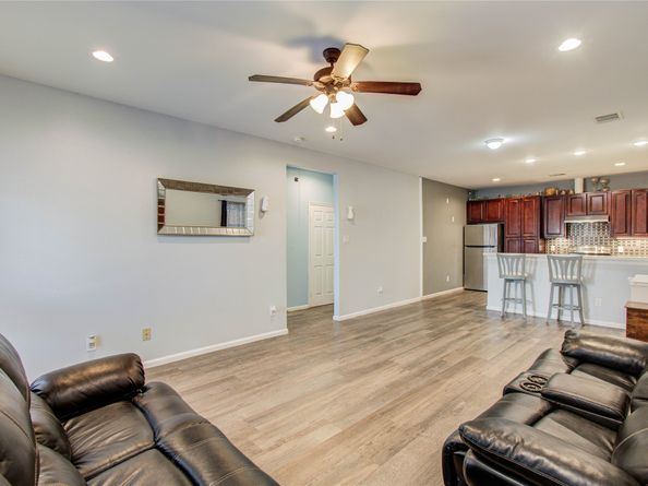 8040 Howton St Street 1/2, Houston TX 77028