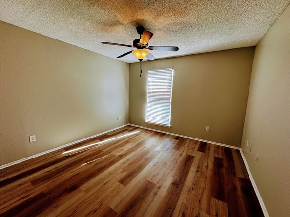 10053 Westpark Drive 298, Houston TX 77042