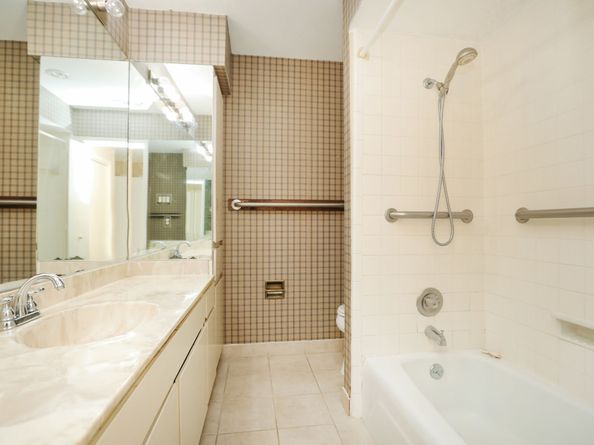 7499 Brompton Street 7499, Houston TX 77025