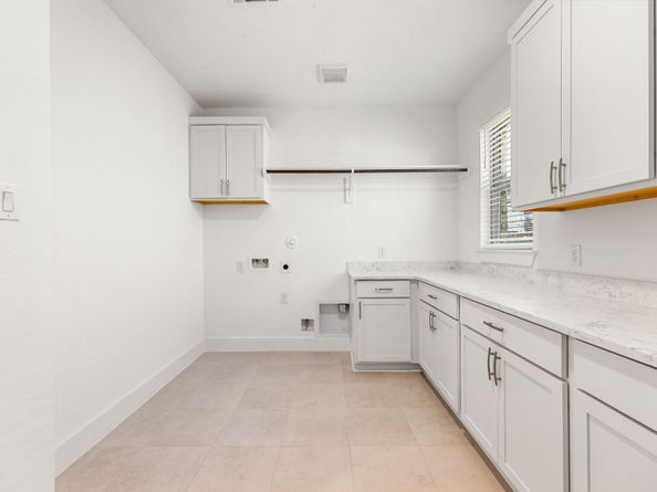 998 Briac Ln, Conroe TX 77301