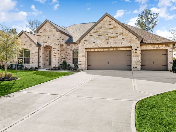 998 Briac Ln, Conroe TX 77301