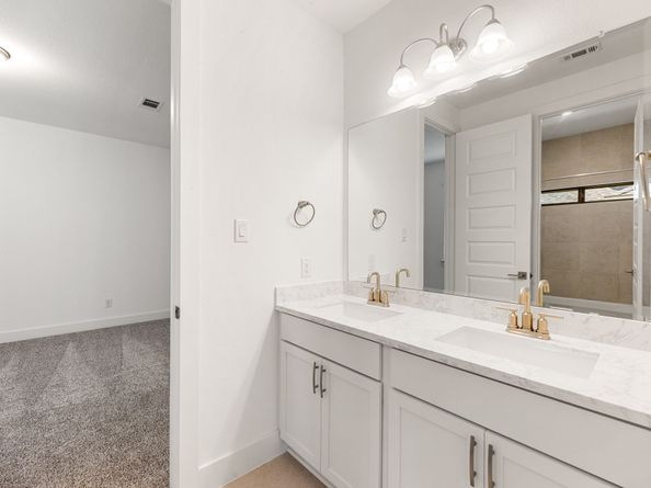 998 Briac Ln, Conroe TX 77301