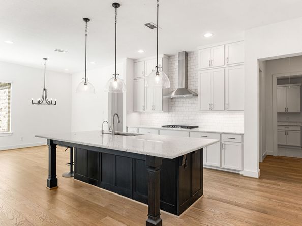 998 Briac Ln, Conroe TX 77301