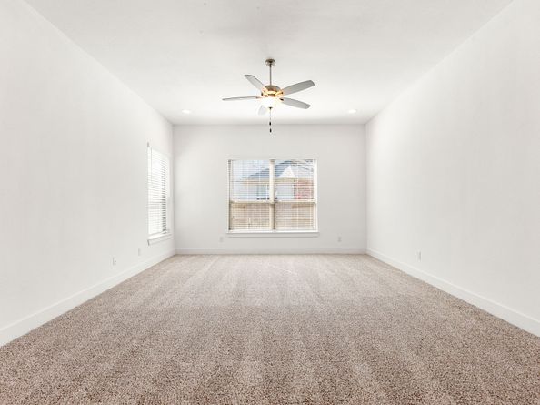 998 Briac Ln, Conroe TX 77301