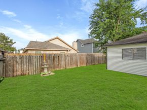 7215 Trogon Lane, Houston TX 77083