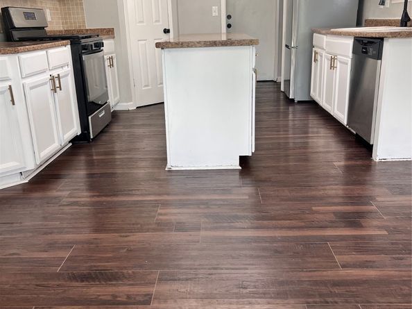 7215 Trogon Lane, Houston TX 77083