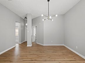 7215 Trogon Lane, Houston TX 77083