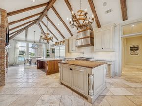 24 Miramar Heights Circle, Sugar Land TX 77479