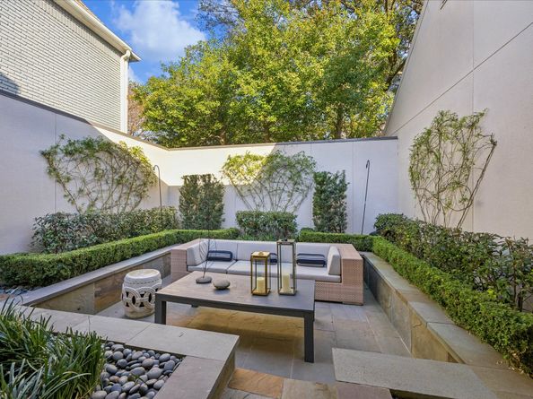 3124 Mid Lane, Houston TX 77027