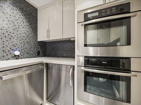 3124 Mid Lane, Houston TX 77027