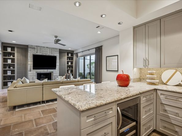 3124 Mid Lane, Houston TX 77027