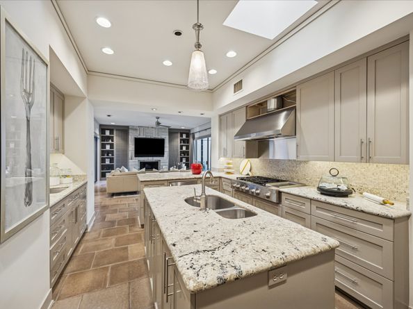 3124 Mid Lane, Houston TX 77027