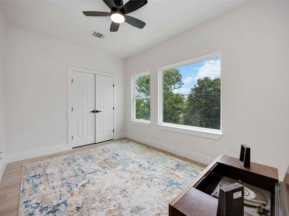 3106 Lee Street, Houston TX 77026