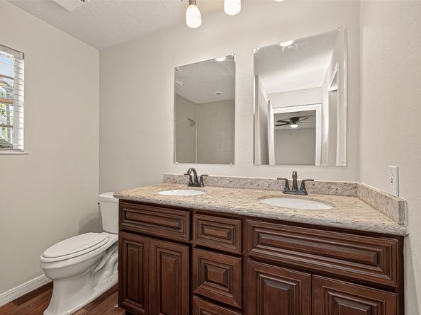 2923 Royal Glen Drive, Houston TX 77339