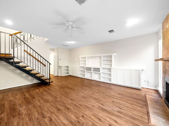 2100 Commonwealth Street G, Houston TX 77006