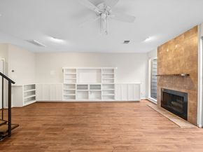 2100 Commonwealth Street G, Houston TX 77006