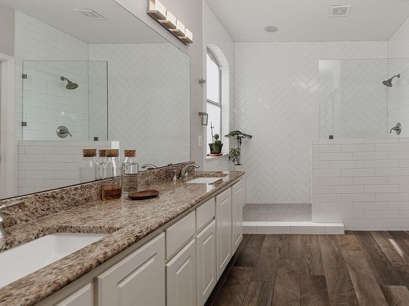 10 Acacia Park Place, The Woodlands TX 77382