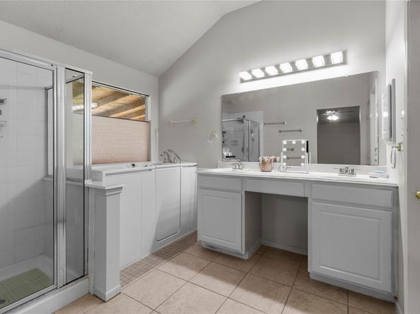 2114 Blossom Creek Drive, Kingwood TX 77339