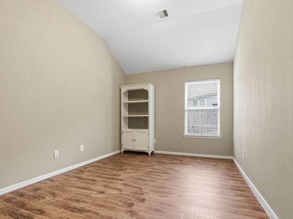 1810 Nantz Lane, Conroe TX 77304