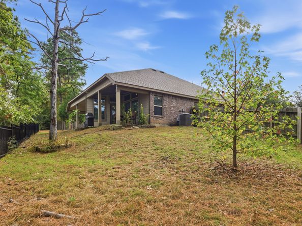 1810 Nantz Lane, Conroe TX 77304