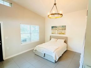 310 Hunt Street, Houston TX 77003