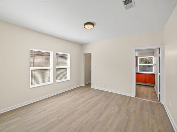 310 Hunt Street, Houston TX 77003