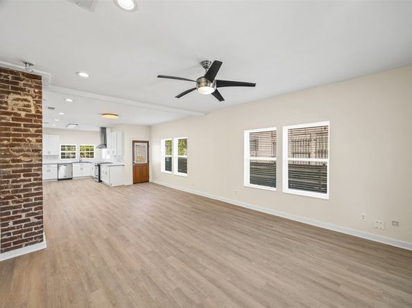 310 Hunt Street, Houston TX 77003