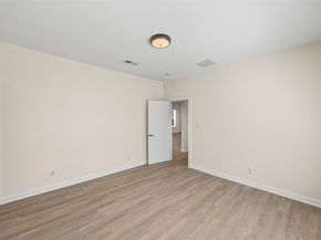 310 Hunt Street, Houston TX 77003