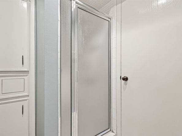 16 Tiffany Square, Sugar Land TX 77478