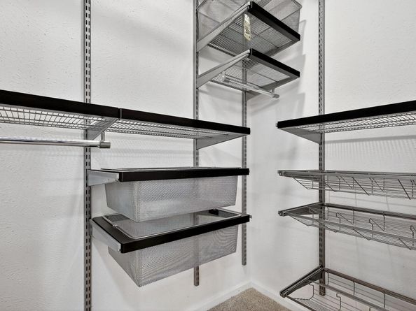 19 Hickory Oak Drive, Spring TX 77381