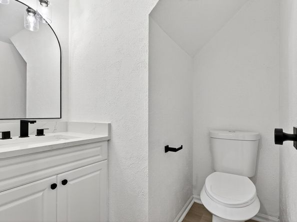 19 Hickory Oak Drive, Spring TX 77381