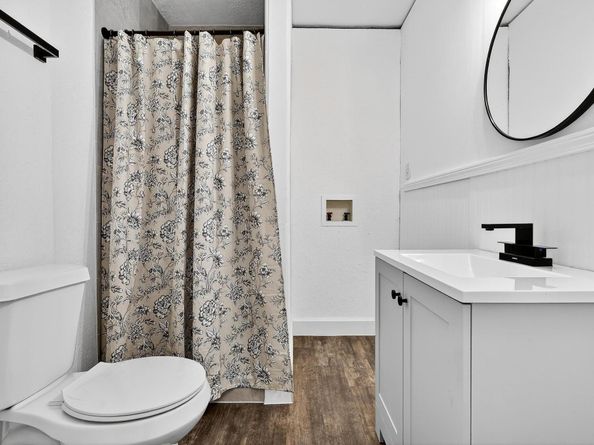 19 Hickory Oak Drive, Spring TX 77381