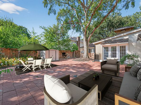 13903 Chevy Chase Drive, Houston TX 77077