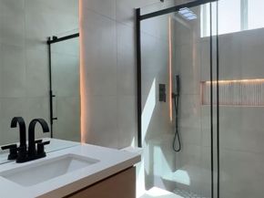 00 Noah Street, Houston TX 77021