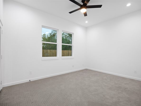 5125 Doolittle Boulevard, Houston TX 77033