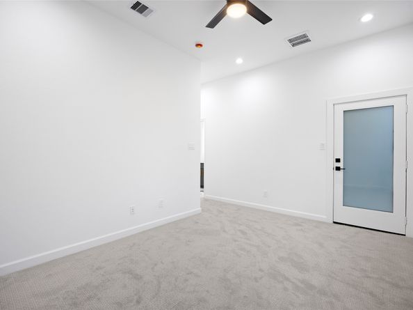 5125 Doolittle Boulevard, Houston TX 77033