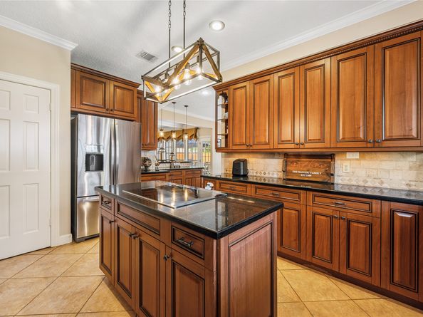 2406 Deep Lake Drive, Kingwood TX 77345