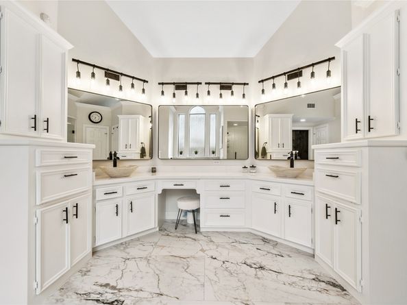 2406 Deep Lake Drive, Kingwood TX 77345